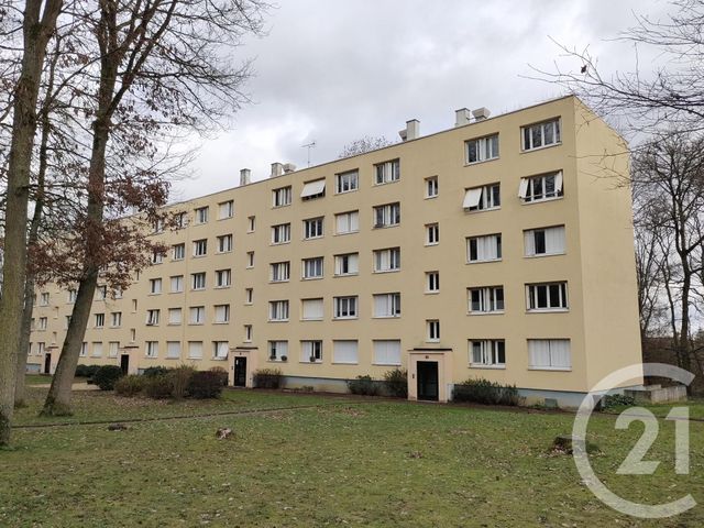 Appartement F4 à vendre - 4 pièces - 58.11 m2 - ST GERMAIN LES ARPAJON - 91 - ILE-DE-FRANCE - Century 21 Agence De La Mairie