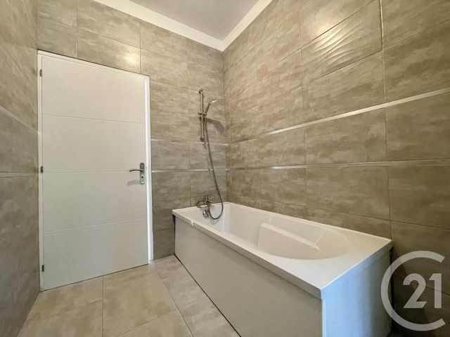 Appartement T3 à vendre - 3 pièces - 79.8 m2 - BREUILLET - 91 - ILE-DE-FRANCE - Century 21 Agence De La Mairie