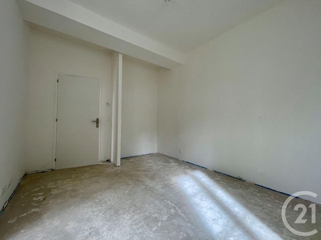 Appartement T3 à vendre - 3 pièces - 79.8 m2 - BREUILLET - 91 - ILE-DE-FRANCE - Century 21 Agence De La Mairie