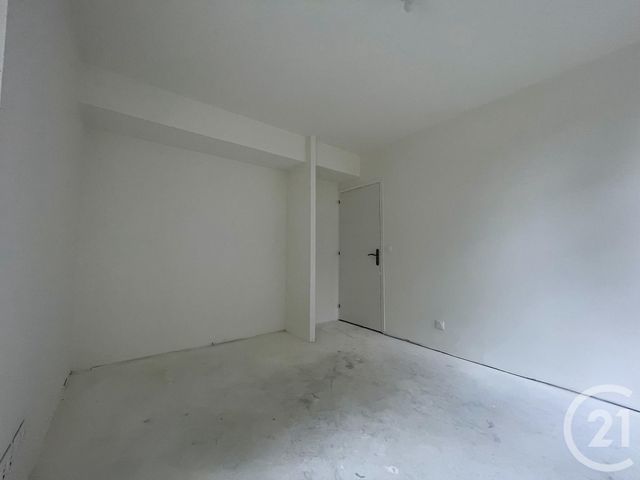 Afficher la photo en grand Appartement F4 à vendre - 4 pièces - 81.6 m2 - BREUILLET - 91 - ILE-DE-FRANCE - Century 21 Agence De La Mairie