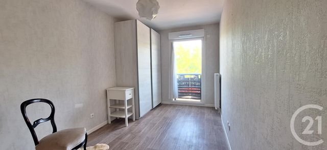 Afficher la photo en grand Appartement F4 à vendre - 4 pièces - 82.0 m2 - ARPAJON - 91 - ILE-DE-FRANCE - Century 21 Agence De La Mairie