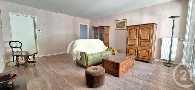 Afficher la photo en grand Appartement F4 à vendre - 4 pièces - 82.0 m2 - ARPAJON - 91 - ILE-DE-FRANCE - Century 21 Agence De La Mairie