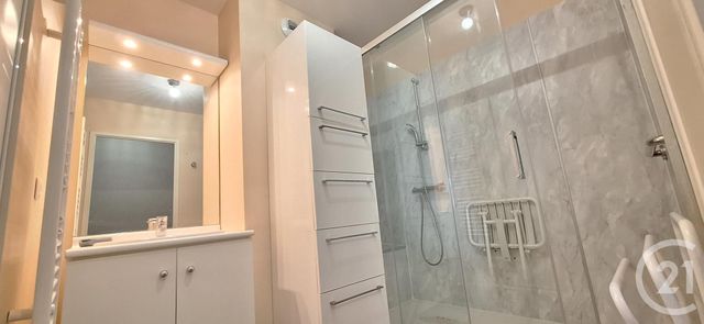 Afficher la photo en grand Appartement F4 à vendre - 4 pièces - 82.0 m2 - ARPAJON - 91 - ILE-DE-FRANCE - Century 21 Agence De La Mairie