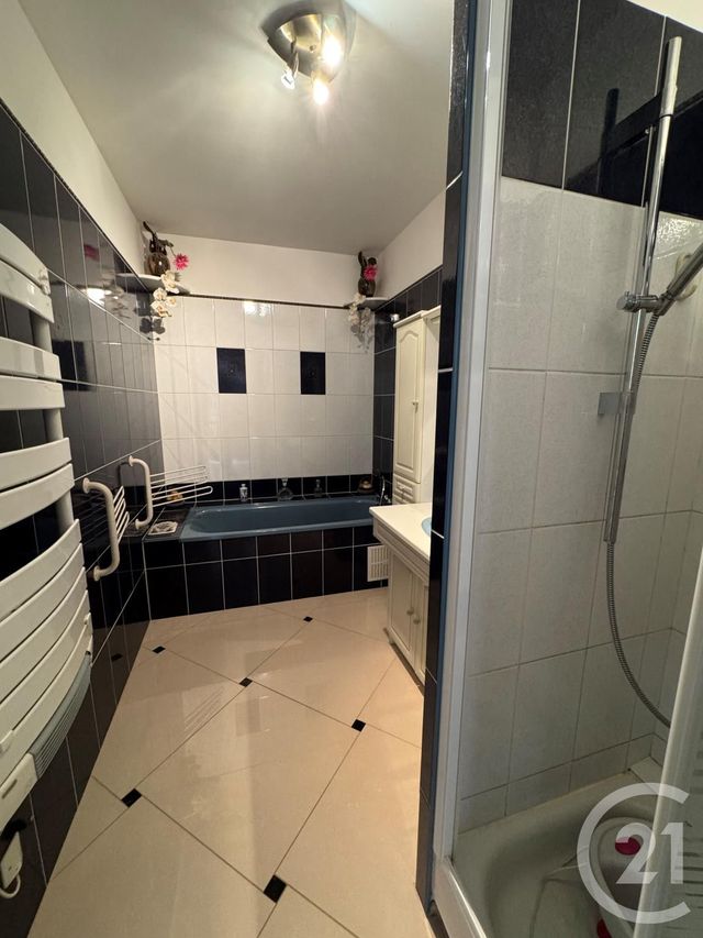 maison à vendre - 6 pièces - 181.35 m2 - REAU - 77 - ILE-DE-FRANCE - Century 21 Agence De La Mairie