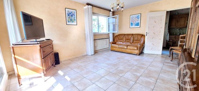 Appartement F3 à vendre - 3 pièces - 73.35 m2 - ARPAJON - 91 - ILE-DE-FRANCE - Century 21 Agence De La Mairie