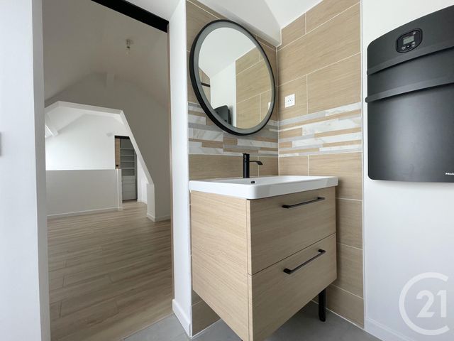 Appartement F2 à louer - 2 pièces - 30.61 m2 - ARPAJON - 91 - ILE-DE-FRANCE - Century 21 Agence De La Mairie