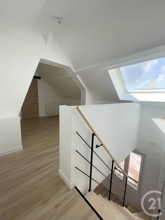 Appartement F2 à louer - 2 pièces - 30.61 m2 - ARPAJON - 91 - ILE-DE-FRANCE - Century 21 Agence De La Mairie