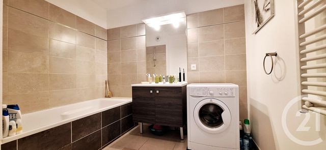 Appartement F3 à vendre - 3 pièces - 64.3 m2 - LA NORVILLE - 91 - ILE-DE-FRANCE - Century 21 Agence De La Mairie