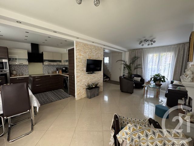 maison à vendre - 5 pièces - 77.46 m2 - EVRY - 91 - ILE-DE-FRANCE - Century 21 Agence De La Mairie