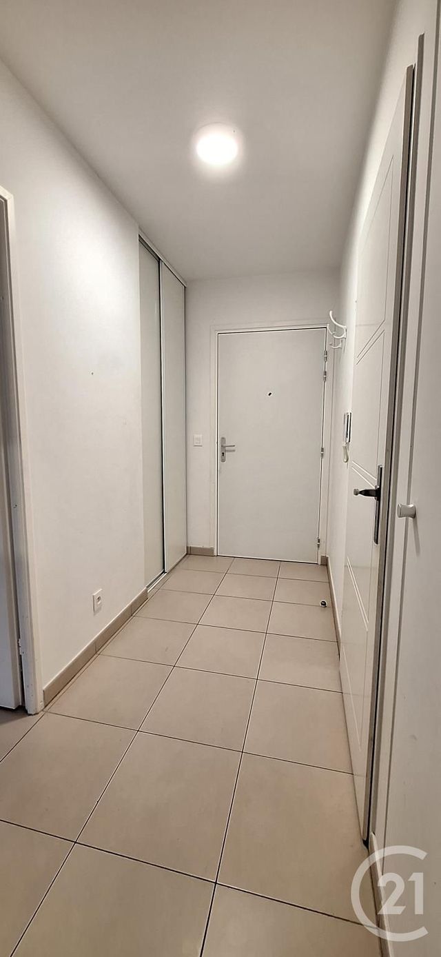 Appartement F2 à vendre - 2 pièces - 44.27 m2 - LA NORVILLE - 91 - ILE-DE-FRANCE - Century 21 Agence De La Mairie