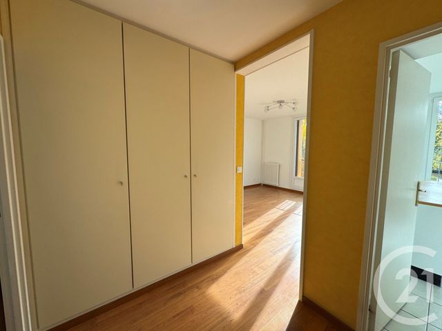 Appartement à louer - 3 pièces - 56.79 m2 - ST GERMAIN LES ARPAJON - 91 - ILE-DE-FRANCE - Century 21 Agence De La Mairie
