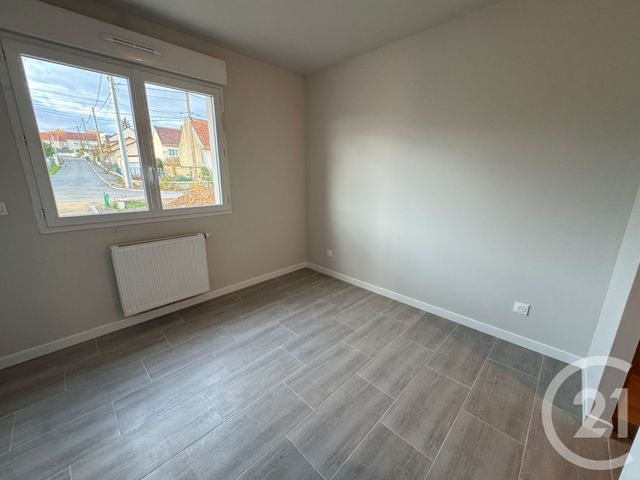 maison à louer - 5 pièces - 100.2 m2 - OLLAINVILLE - 91 - ILE-DE-FRANCE - Century 21 Agence De La Mairie