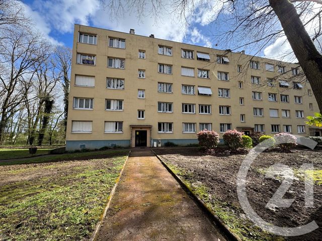 Appartement F4 à vendre ST GERMAIN LES ARPAJON