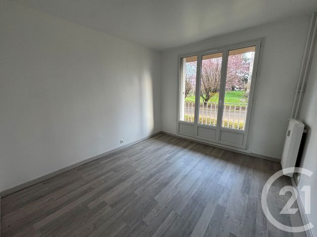 Appartement F3 à louer - 3 pièces - 61.19 m2 - EGLY - 91 - ILE-DE-FRANCE - Century 21 Agence De La Mairie