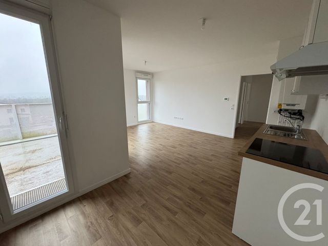 Appartement F4 à louer - 4 pièces - 80.0 m2 - BRUYERES LE CHATEL - 91 - ILE-DE-FRANCE - Century 21 Agence De La Mairie