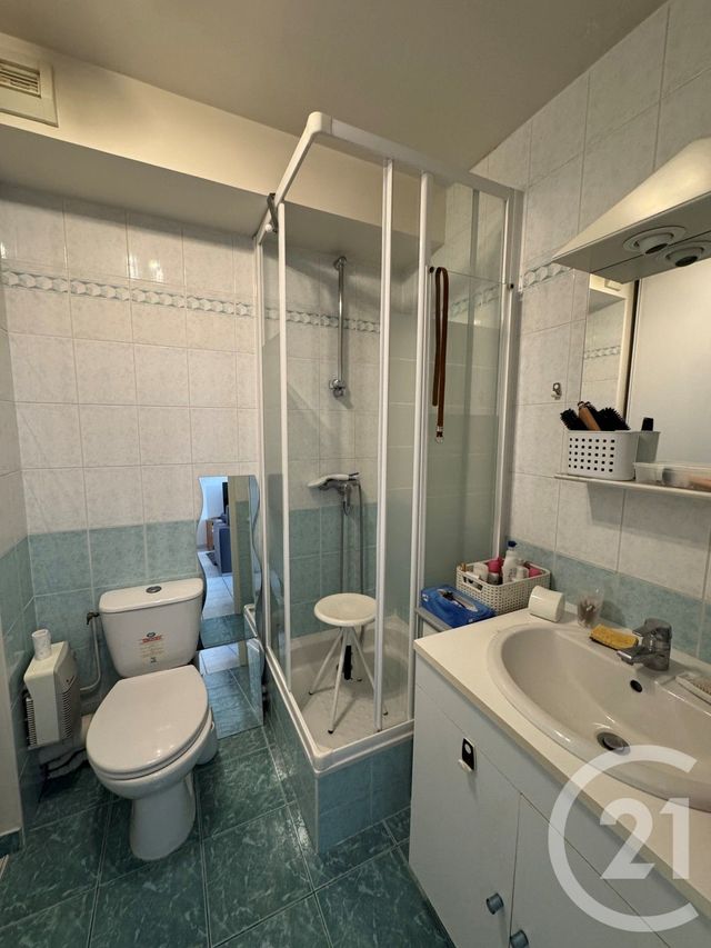 Appartement F2 à vendre - 2 pièces - 39.0 m2 - ST GERMAIN LES ARPAJON - 91 - ILE-DE-FRANCE - Century 21 Agence De La Mairie