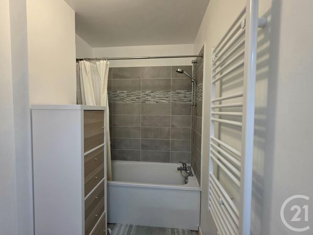 Appartement F3 à vendre - 3 pièces - 70.65 m2 - EGLY - 91 - ILE-DE-FRANCE - Century 21 Agence De La Mairie