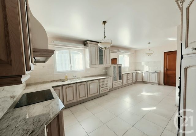 maison à vendre - 8 pièces - 201.9 m2 - MAROLLES EN HUREPOIX - 91 - ILE-DE-FRANCE - Century 21 Agence De La Mairie