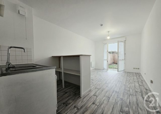 Appartement Studio à vendre - 1 pièce - 22.58 m2 - LARDY - 91 - ILE-DE-FRANCE - Century 21 Agence De La Mairie
