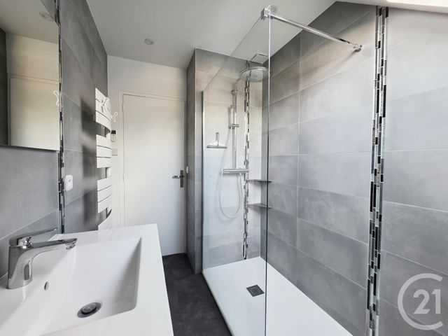 Appartement Triplex à vendre - 4 pièces - 71.54 m2 - CHEPTAINVILLE - 91 - ILE-DE-FRANCE - Century 21 Agence De La Mairie
