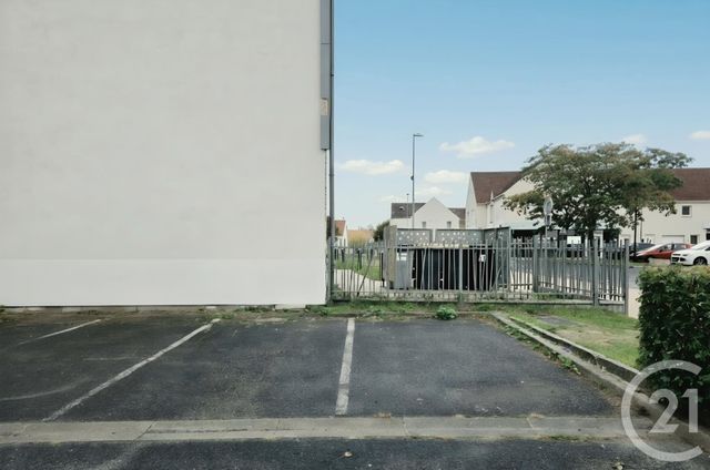 Appartement Studio à vendre - 1 pièce - 22.58 m2 - LARDY - 91 - ILE-DE-FRANCE - Century 21 Agence De La Mairie