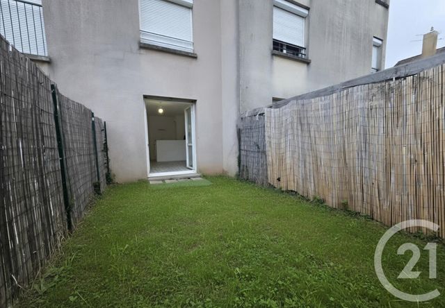Appartement Studio à vendre - 1 pièce - 22.58 m2 - LARDY - 91 - ILE-DE-FRANCE - Century 21 Agence De La Mairie